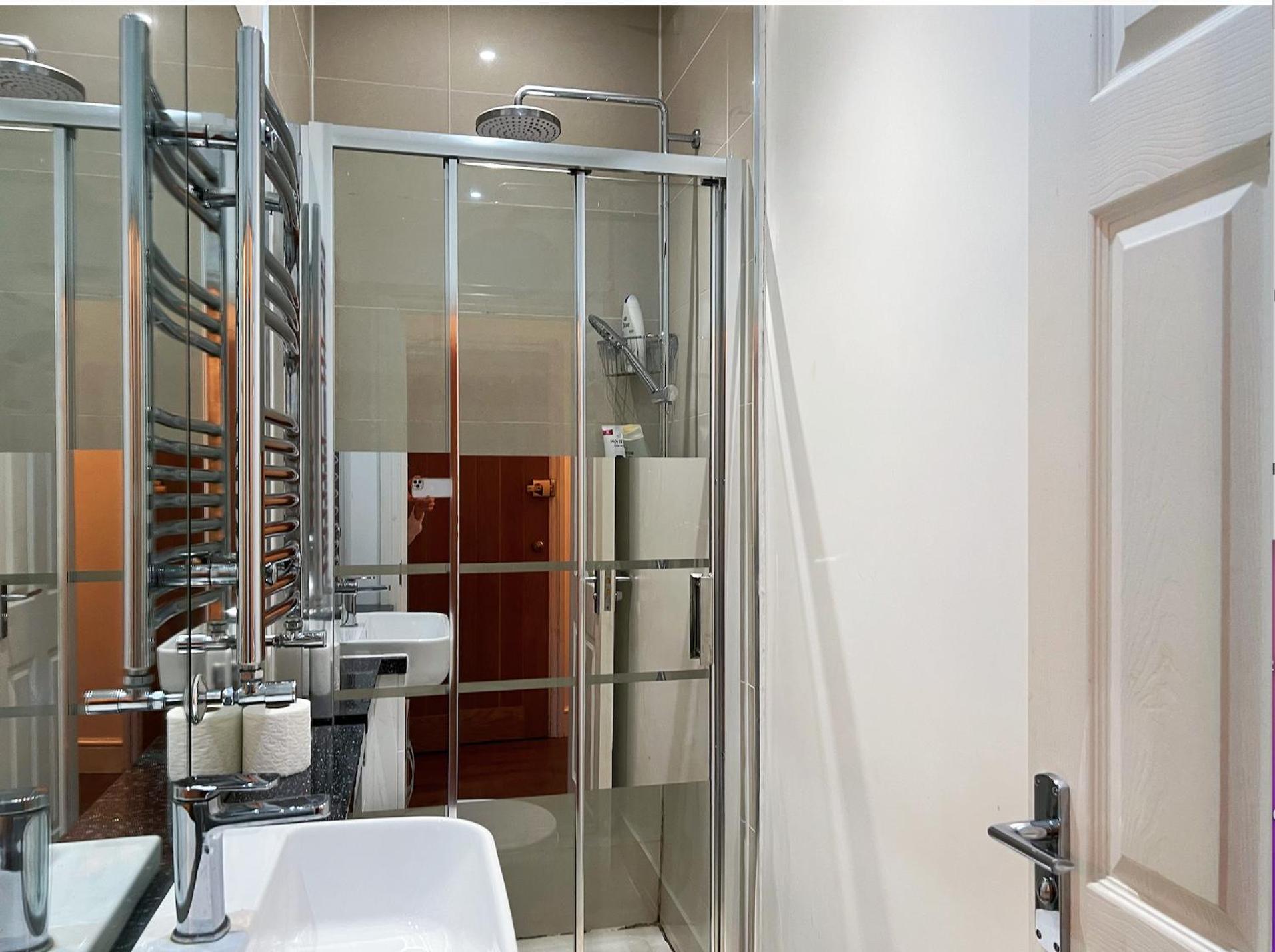 Lovely 2 Bedroom Garden Flat In Londyn Zewnętrze zdjęcie