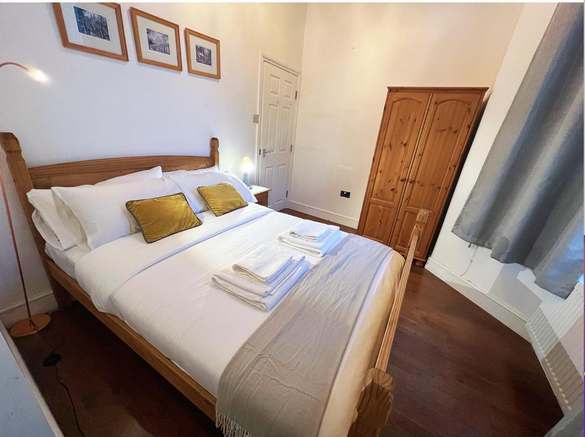 Lovely 2 Bedroom Garden Flat In Londyn Zewnętrze zdjęcie